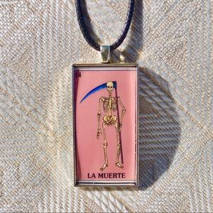 La muerte lotería necklace 💀